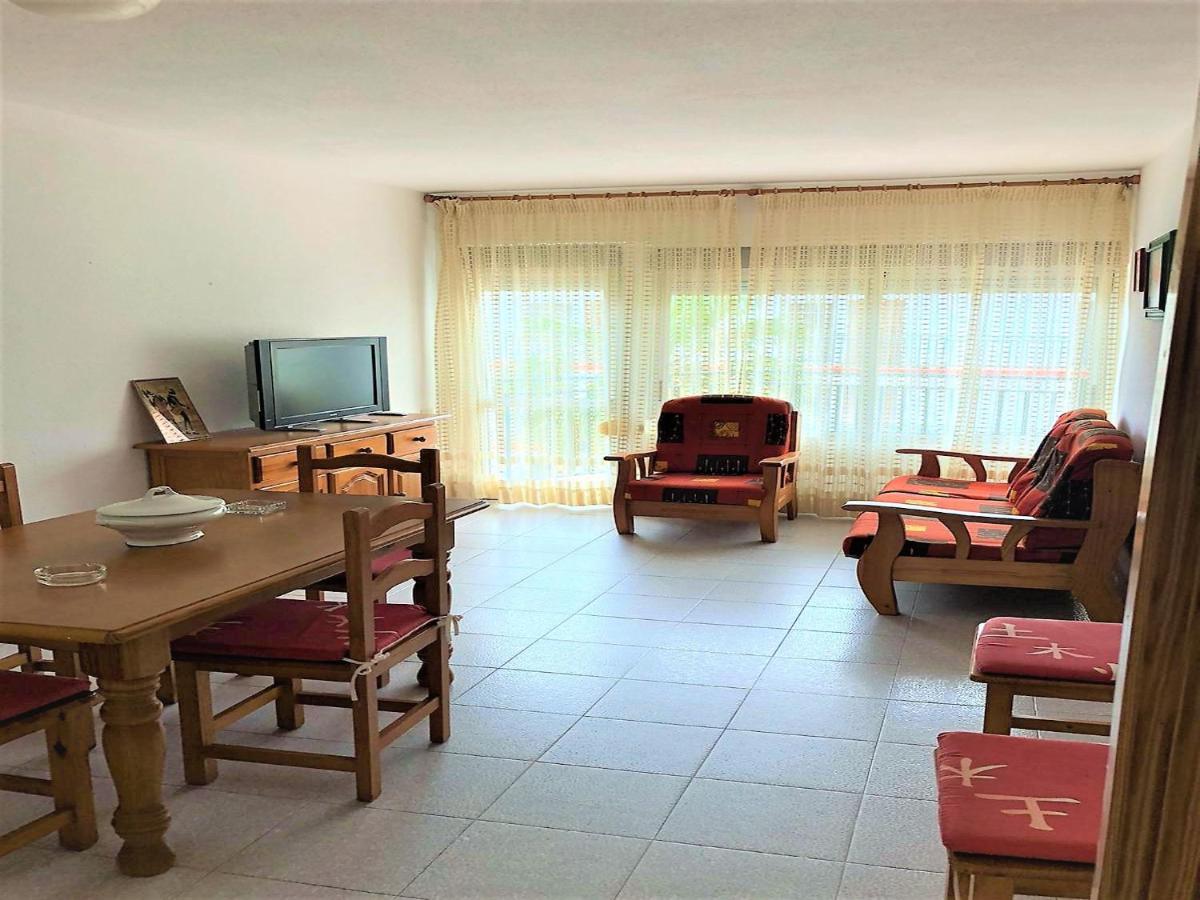 Les Doyes 4 Pax Apartament *